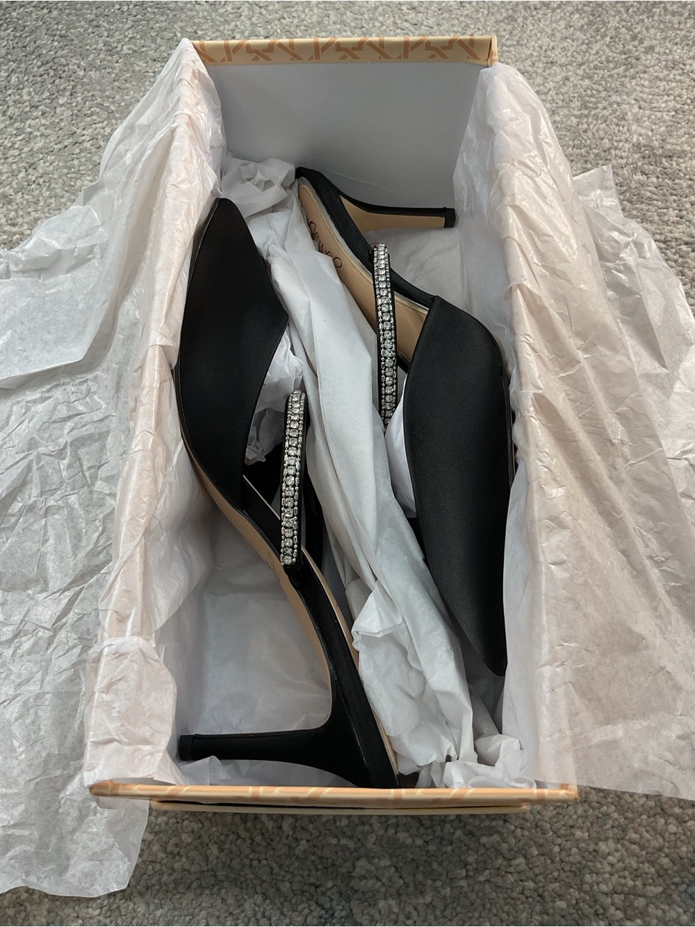 Jewel Badgley Mischka Jan Black Satin Rhinestone Mule Pumps Heels Size 7.5 (NIB) - Picture 13 of 15